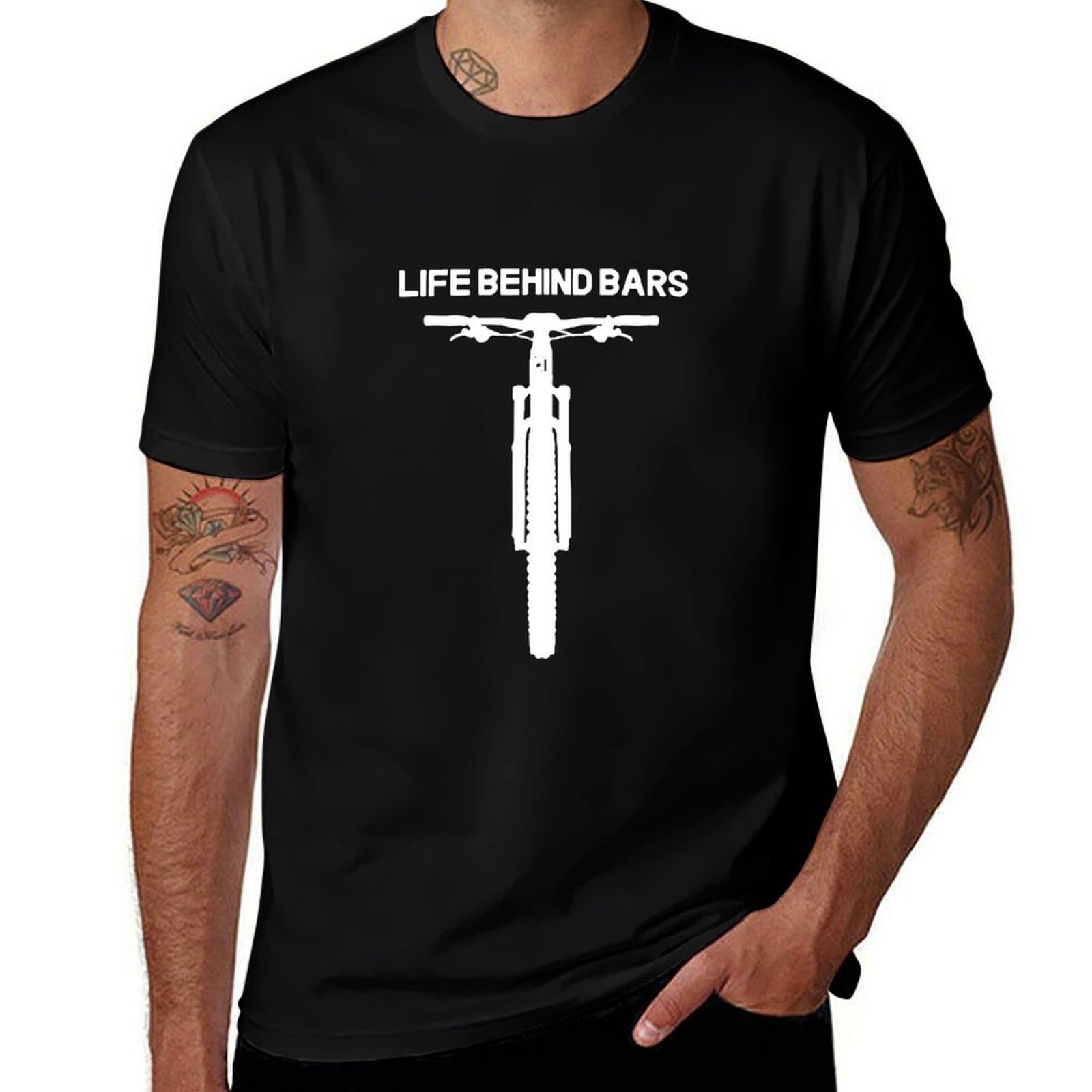 Mountain Biking Essentials - Camiseta con diseño artístico de ciclismo