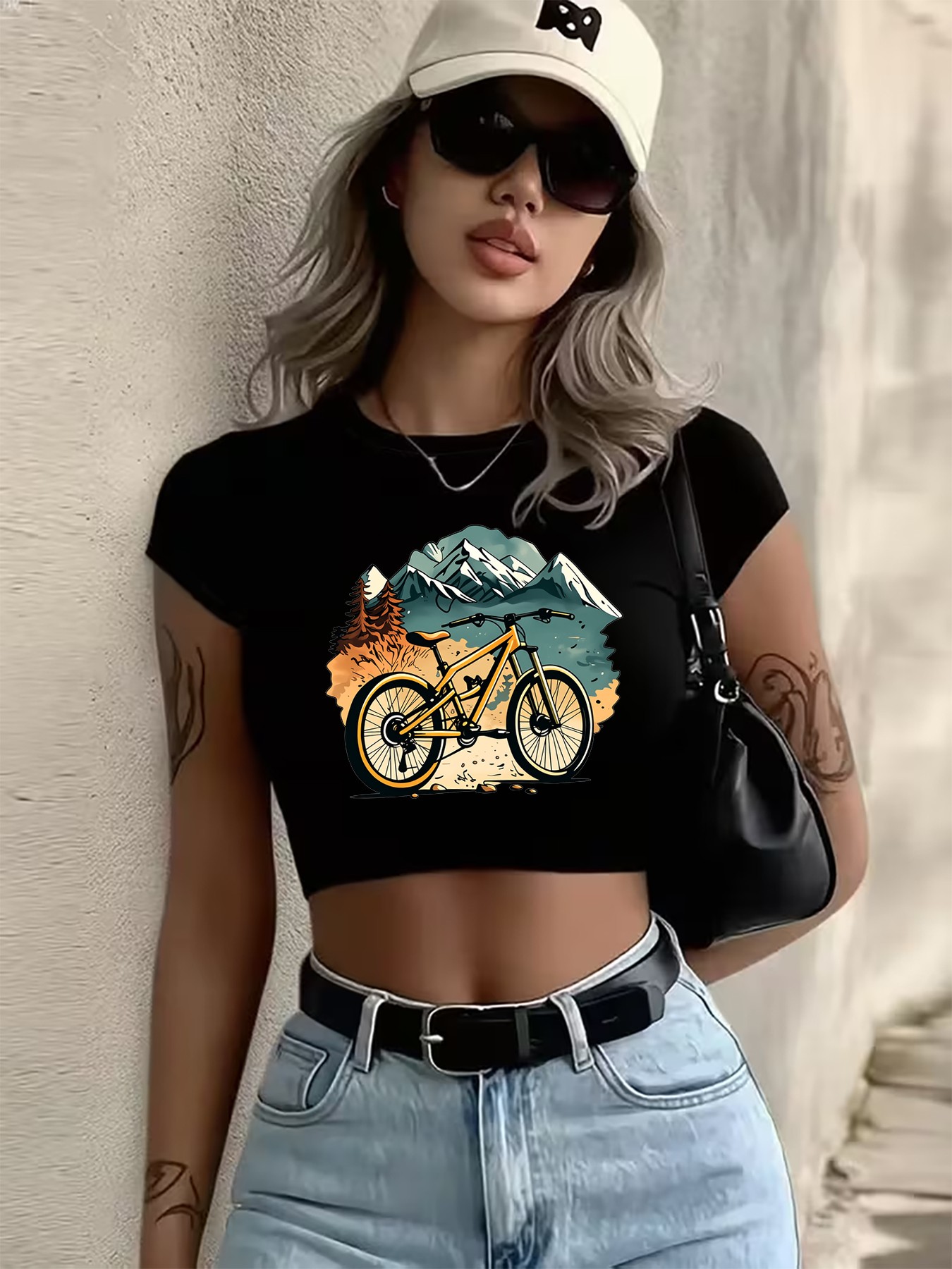 Camiseta de cintura alta con t - Mountain Biking Outfits Women reseña y precio